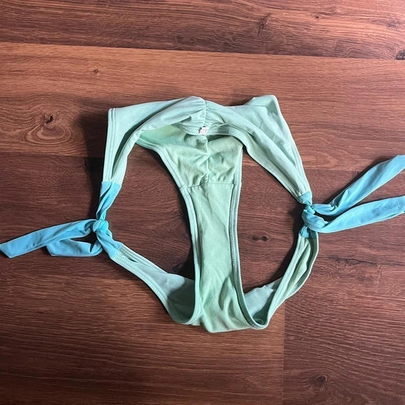 FREE Bikini Bottoms - Picture 6 of 12